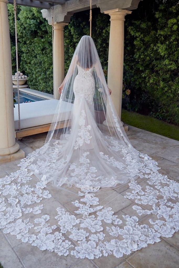 casablanca kimberly veil