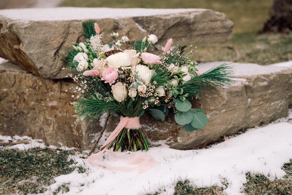 winter wedding bouquet