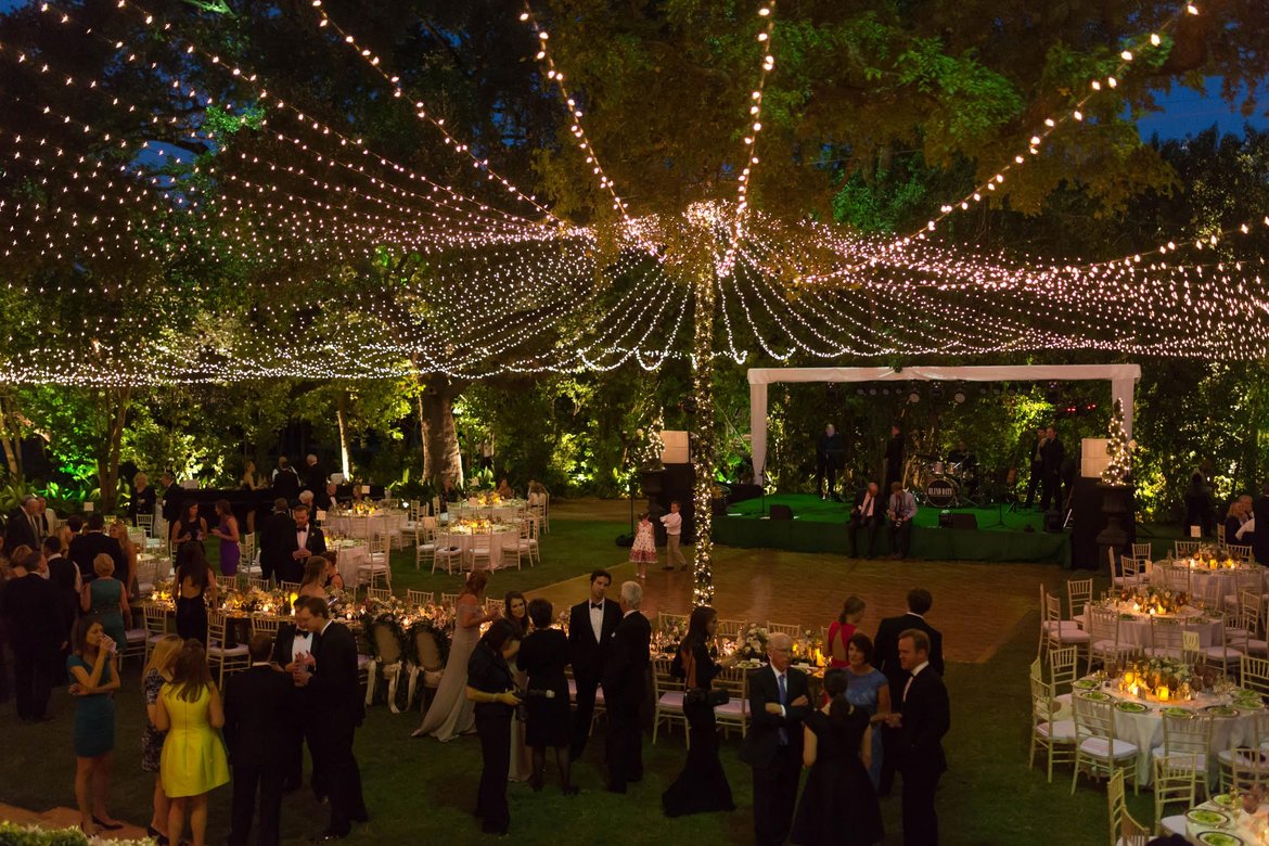 outdoor wedding reception lighting