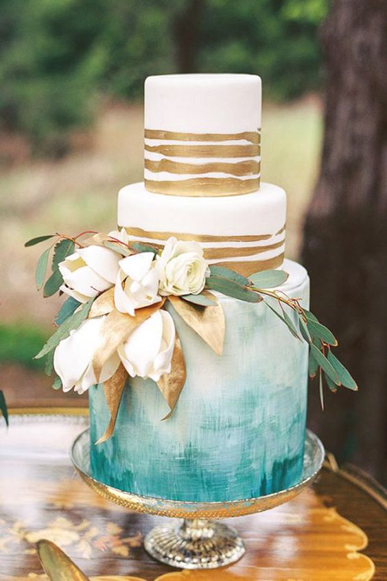 blue and gold wedding cake