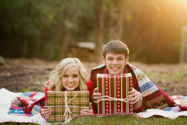 christmas engagement photo