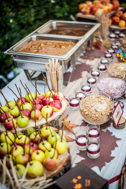 make your own caramel apple bar