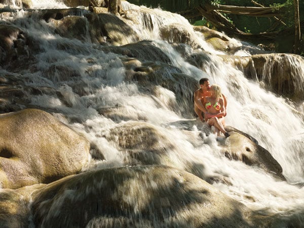 dunns river falls jamaica