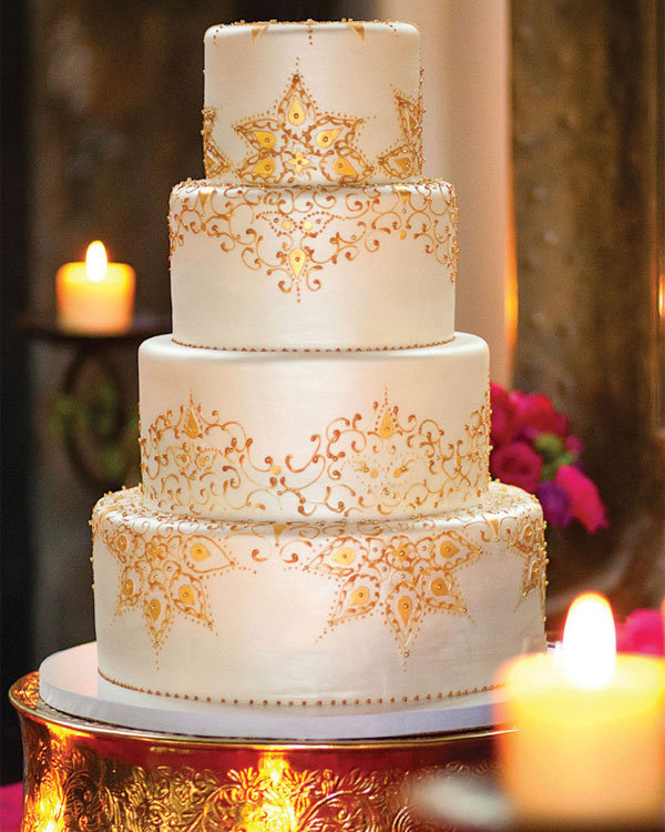 gold wedding cake