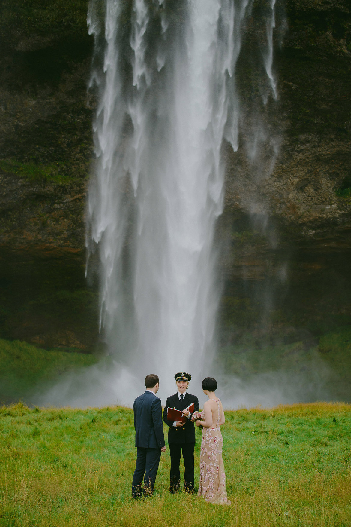 gorgeous wedding ceremony backdrop in iceland