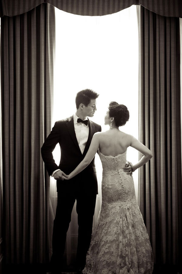 old hollywood inspired wedding photo