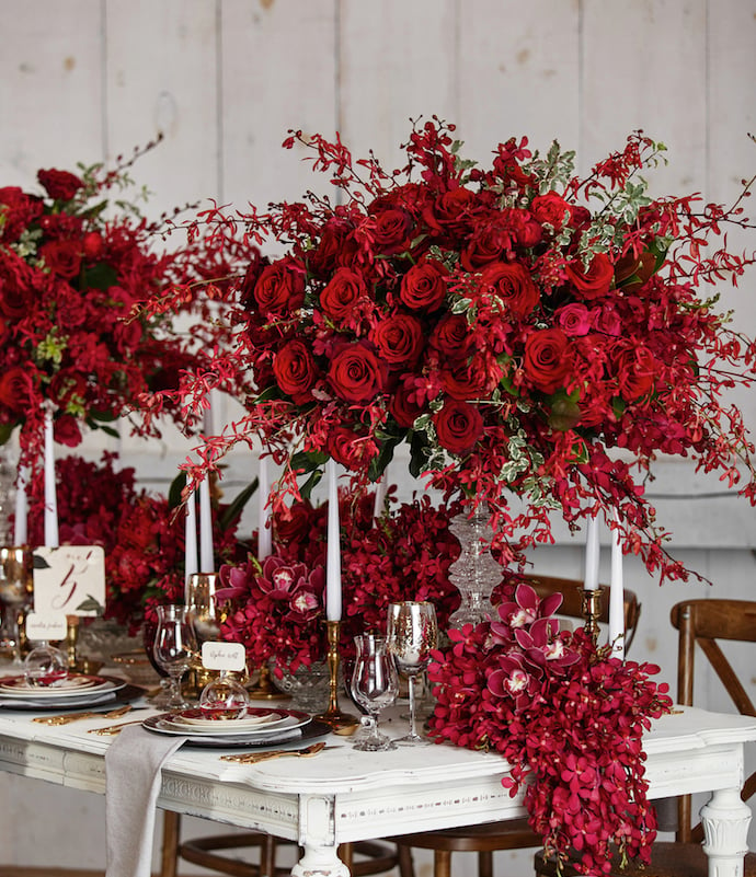 red rose reception decor