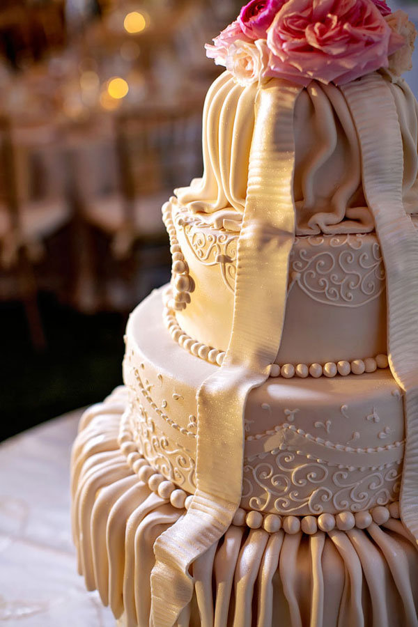 romantic wedding cake