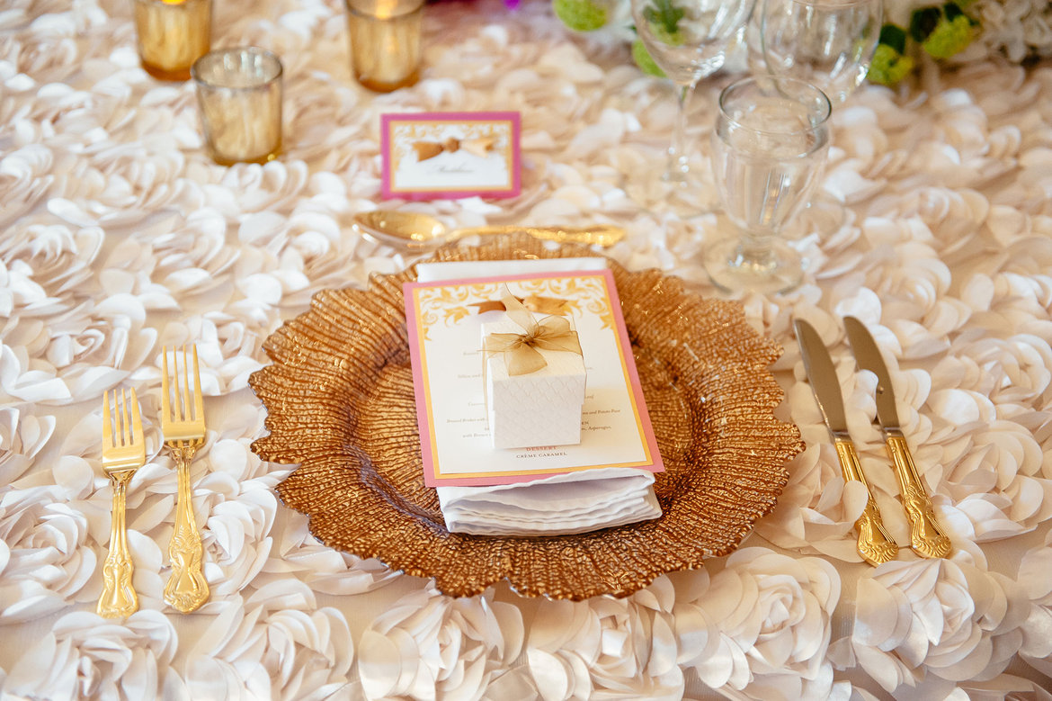 rosette table cloth 