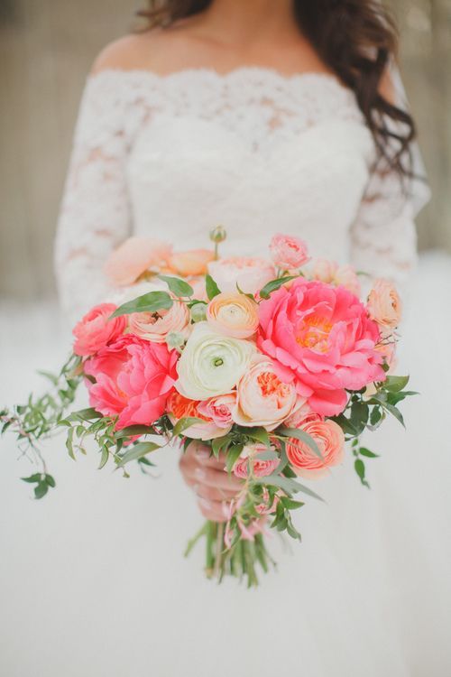 warm winter wedding bouquet