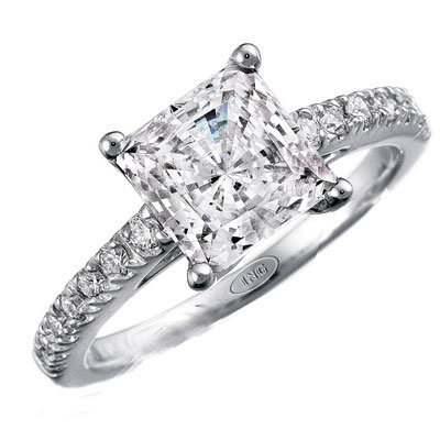 princess cut engagement ring