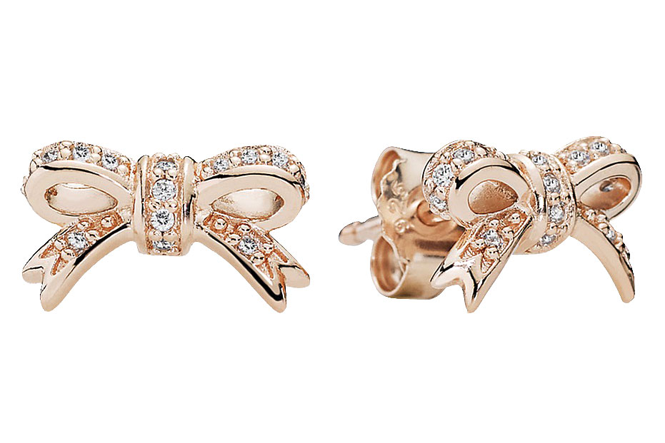 bow earrings by pandora