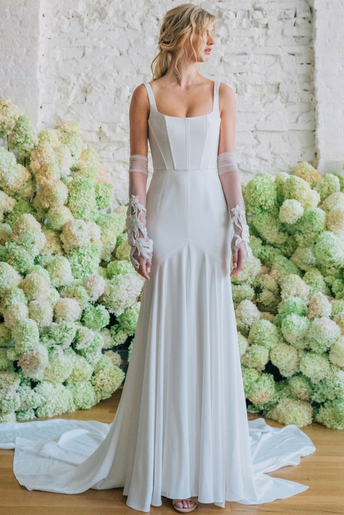 carol hannah square neck wedding gown