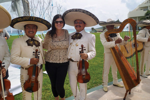 our editor posing with el mariachi 