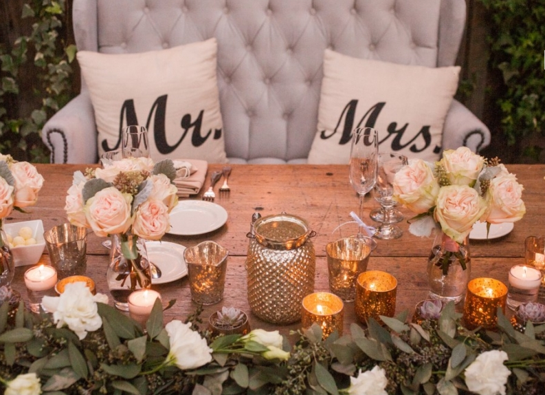 cozy sweetheart table