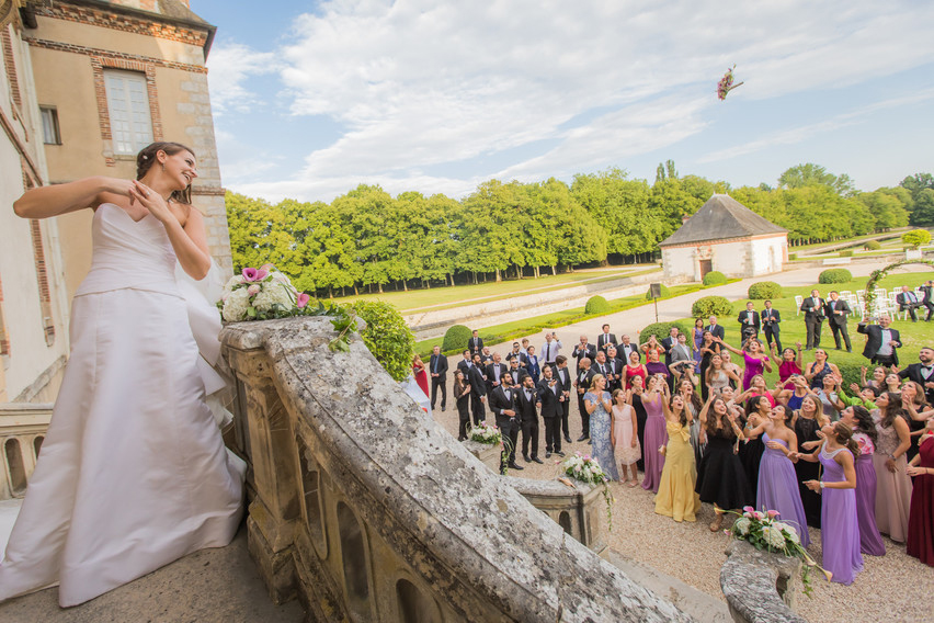 Outdoor Balcony Wedding Bouquet Toss