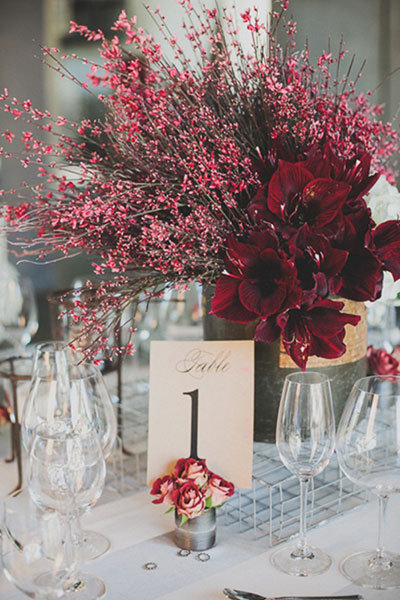 red wedding centerpiece