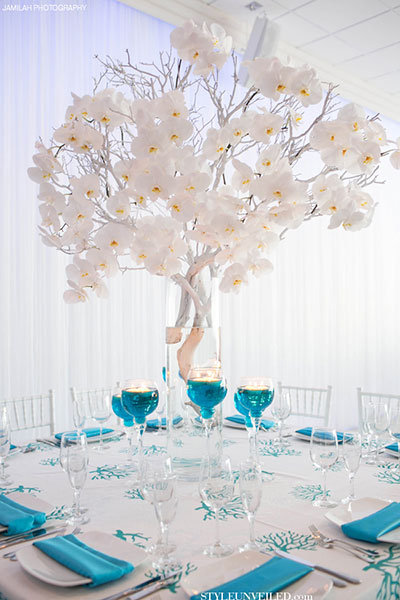 white centerpiece