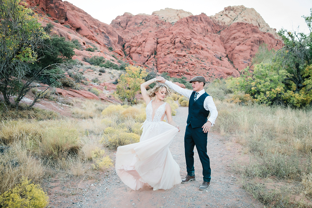 desert wedding bride and groom