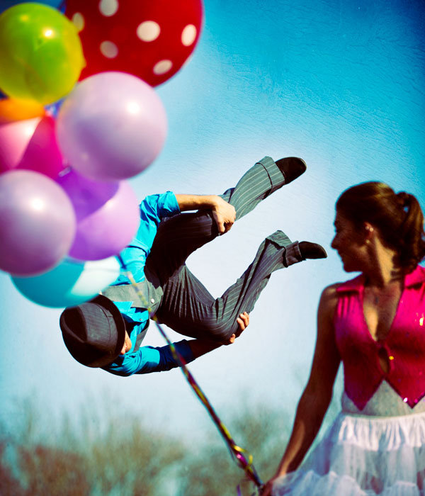 circus theme engagement photos