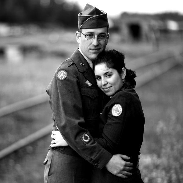 world war ii patriotic army engagement photos