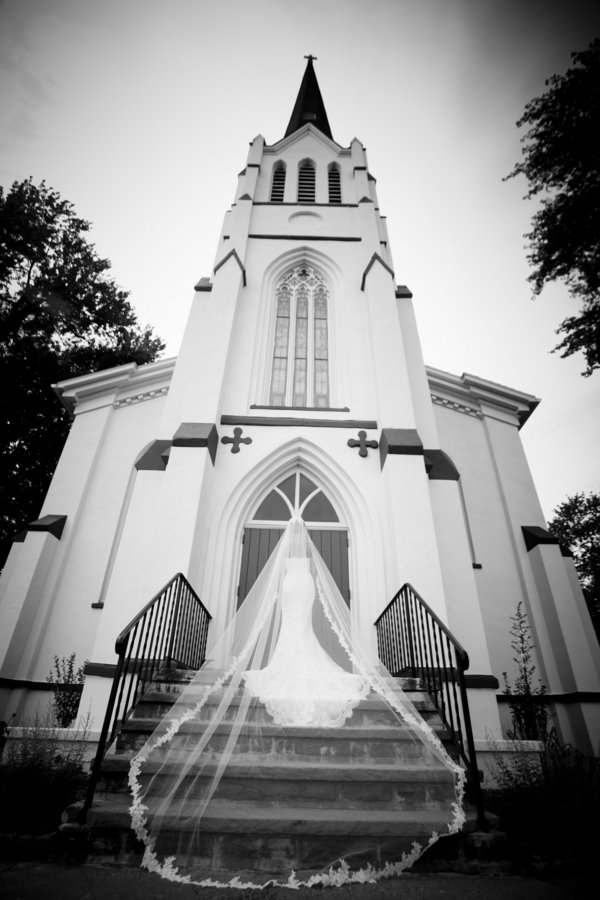 mantilla veil