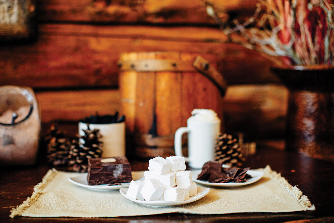 winter wedding hot chocolate bar