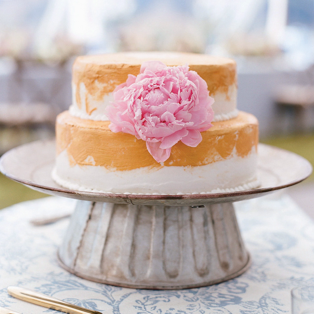 two tier wedding cake