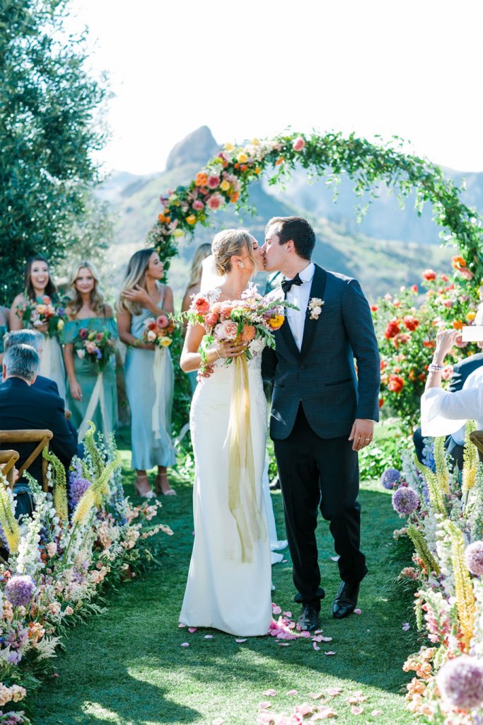 bride and groom wedding ceremony