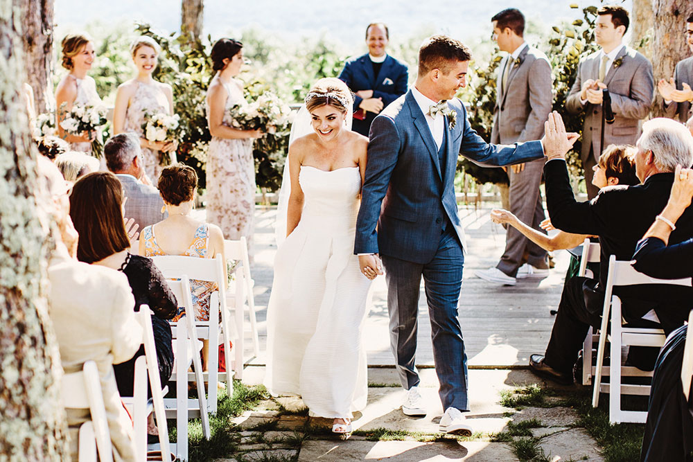 bride and groom wedding ceremony