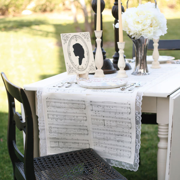 love notes table runner