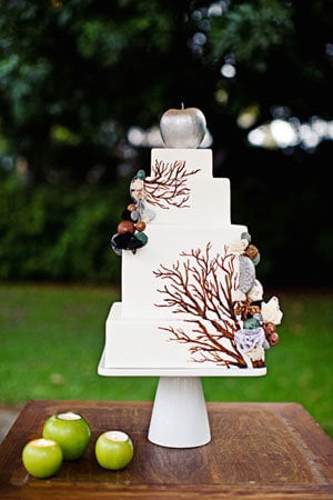 apple wedding cake