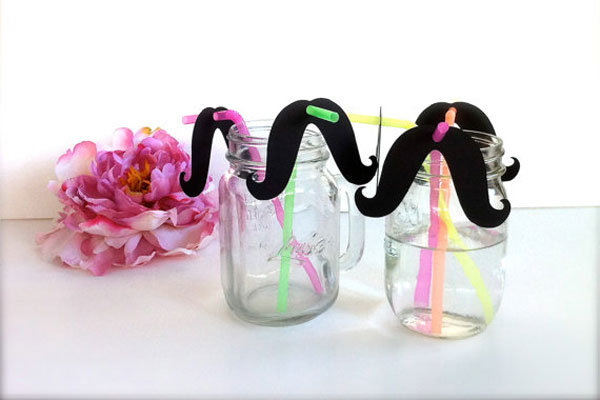 mustache straws