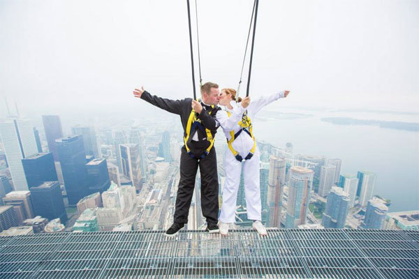 cn tower edgewalk wedding