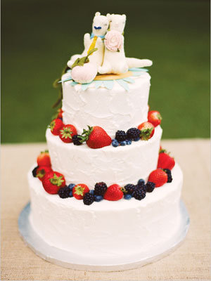 fruit wedding cake