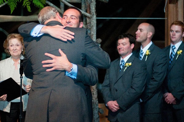 groom with his father in law