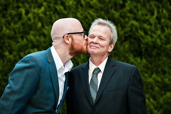 groom with dad