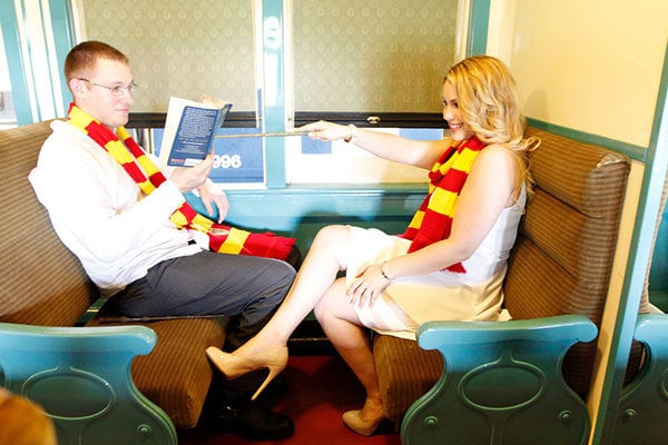 harry potter hogwarts express engagement photos