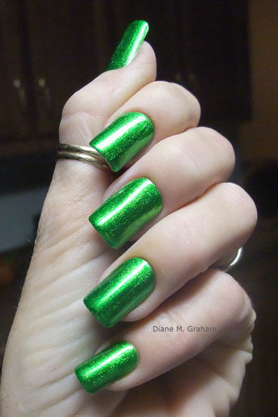 green nail polish