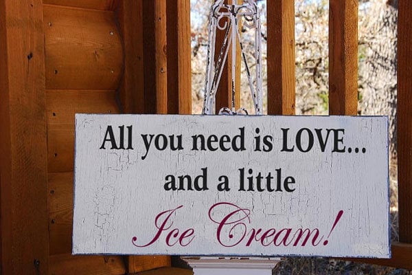 ice cream sign