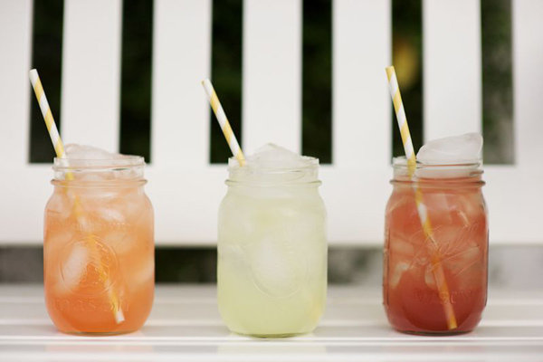 drinks in mason jars 