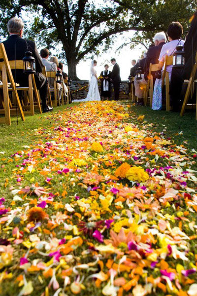 fall wedding ceremony decor