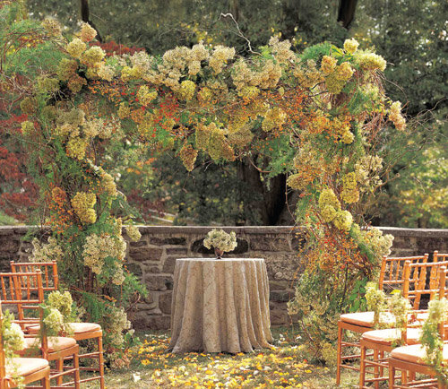 fall wedding ceremony decor