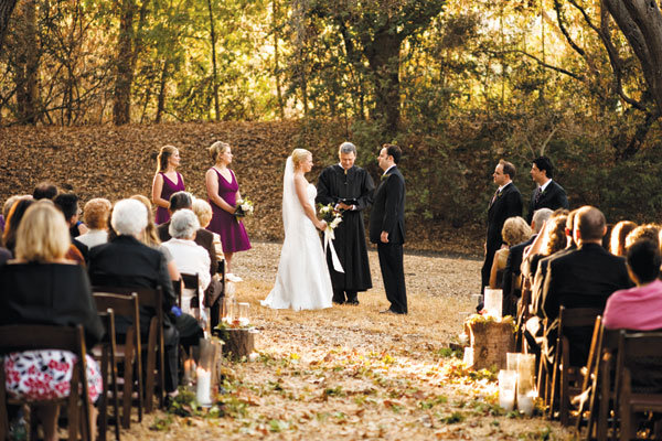 fall wedding ceremony decor