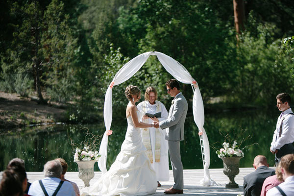 oregon wildfire wedding reception