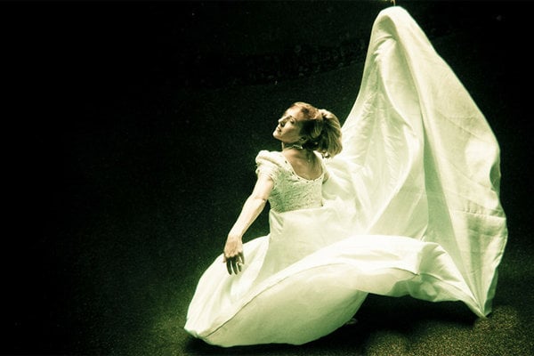 underwater trash the dress