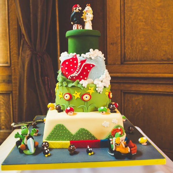 super mario bros nintendo wedding cake