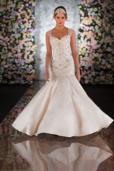 martina liana wedding gown