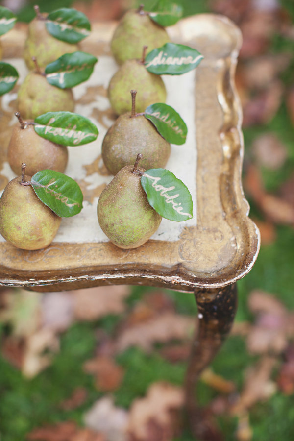 pear favors