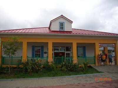 roatan-color-bldg-2